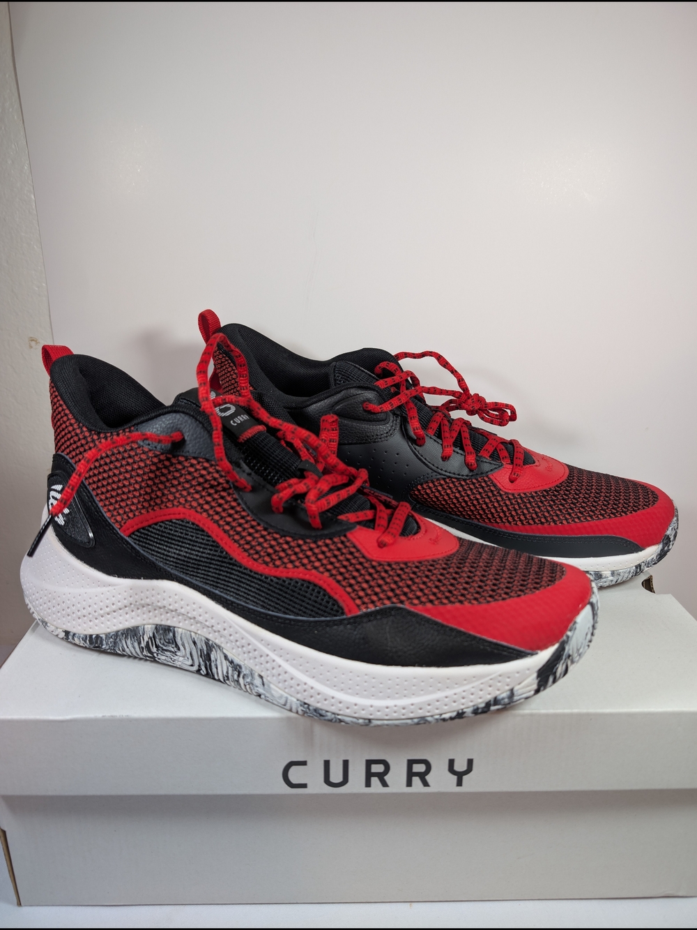 Under Armour Curry 3Z 24 Red & Black Basketball Unisex Size M13 W14.5 Box No Lid